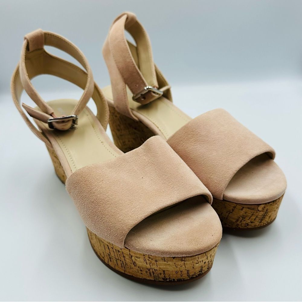 Marc Fisher Womens Rillia Sandal SZ 9 Light Blush Suede Wedge Platform Boho